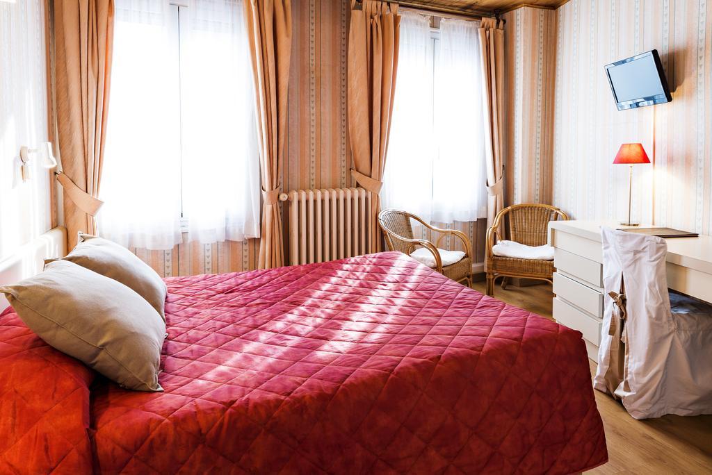 Hotel Panoramic Bagneres-de-Luchon ภายนอก รูปภาพ