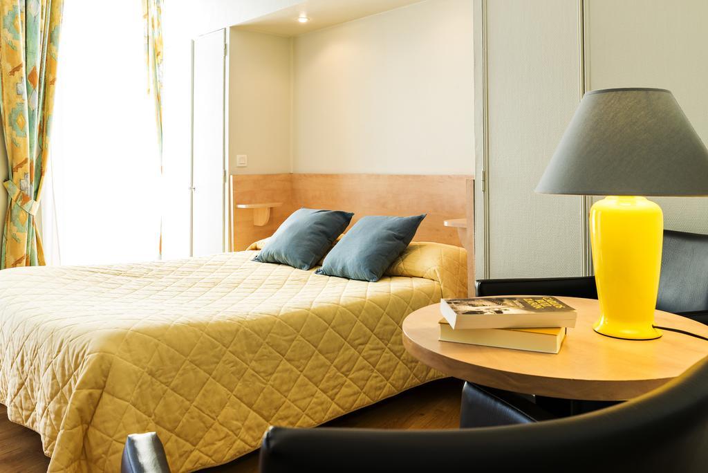 Hotel Panoramic Bagneres-de-Luchon ภายนอก รูปภาพ