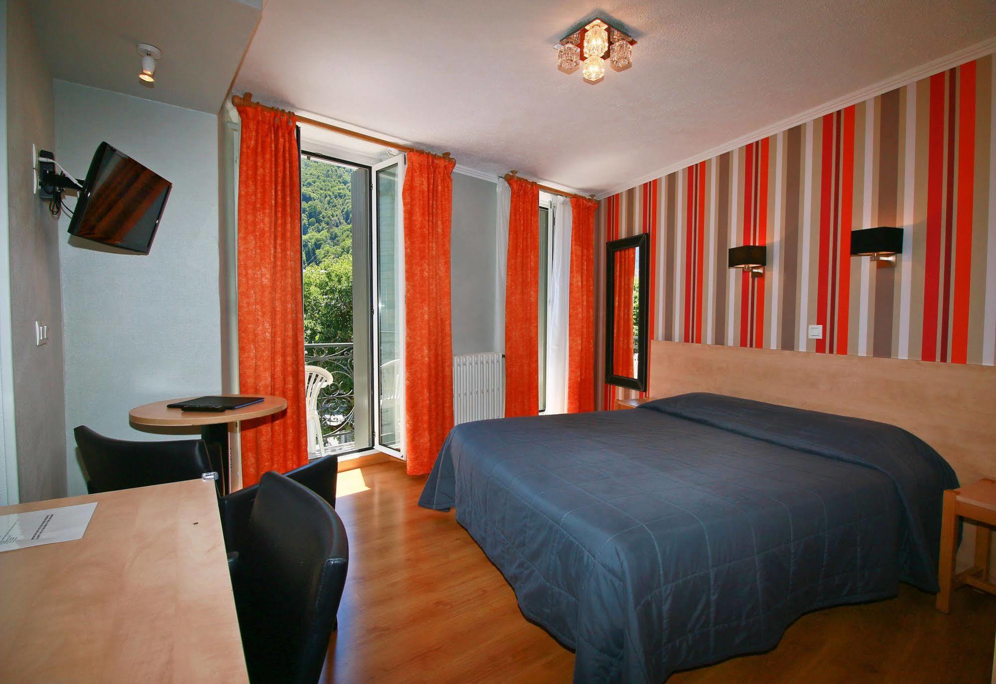 Hotel Panoramic Bagneres-de-Luchon ภายนอก รูปภาพ