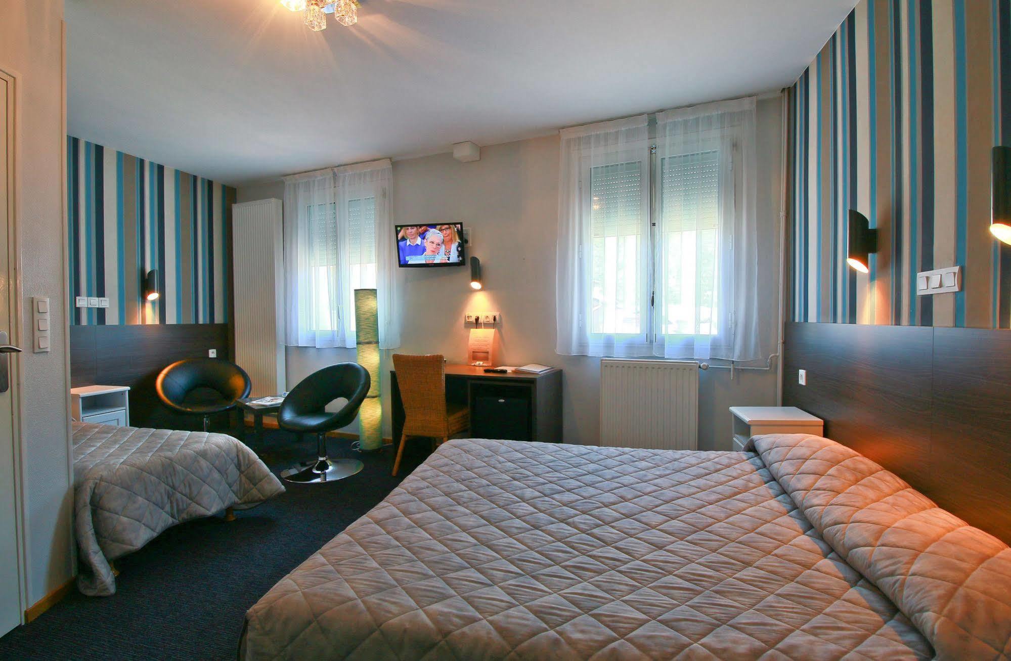 Hotel Panoramic Bagneres-de-Luchon ภายนอก รูปภาพ