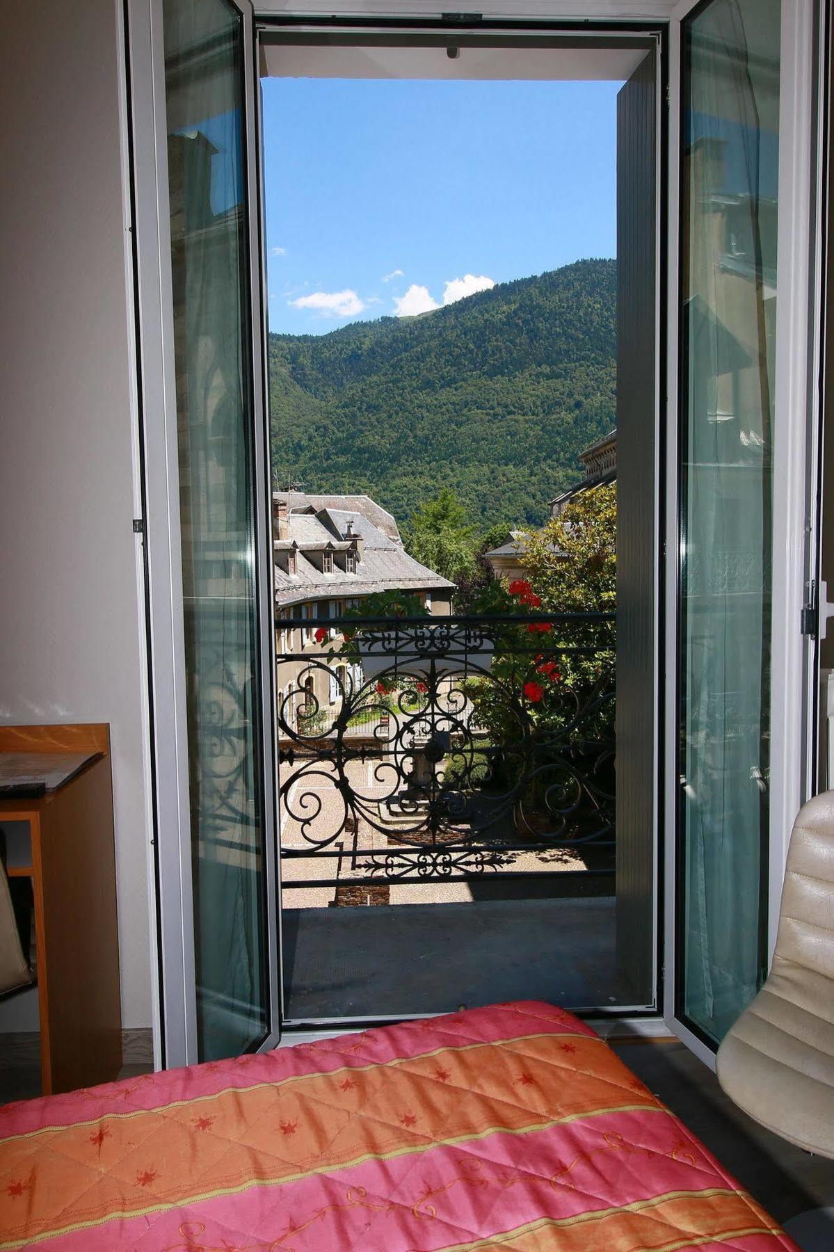 Hotel Panoramic Bagneres-de-Luchon ภายนอก รูปภาพ