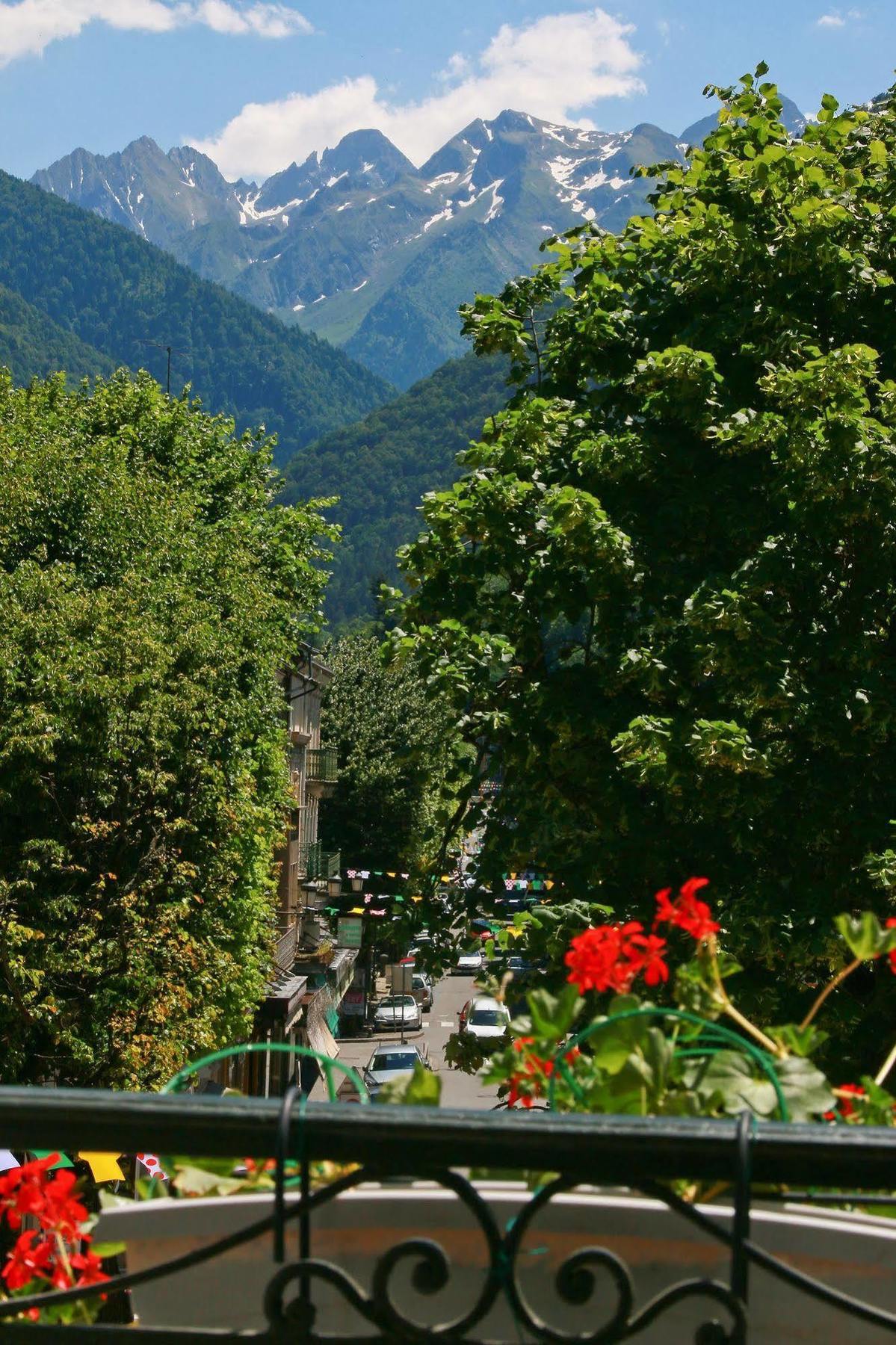 Hotel Panoramic Bagneres-de-Luchon ภายนอก รูปภาพ